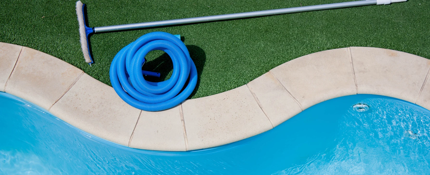 Mantenemos tu piscina impecable, calidad del agua y sistema de filtrado, asegurando un espacio limpio.